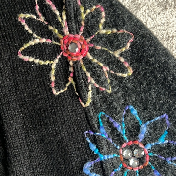 Griffolie Paris Cardigan - Picture 3 of 6